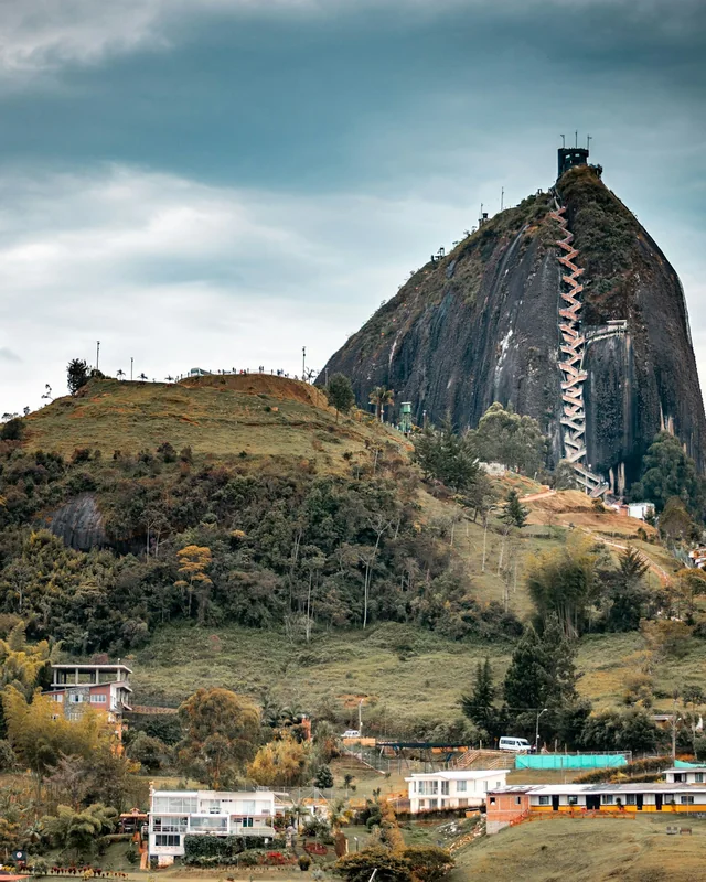 The Peñol rock above the lake